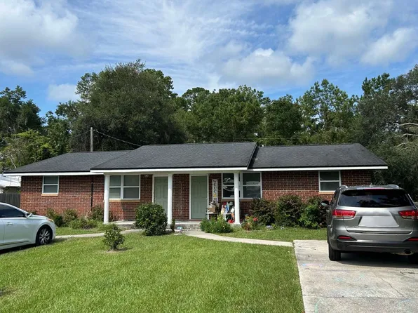 404 SW Wall Ter, Lake City, FL 32025