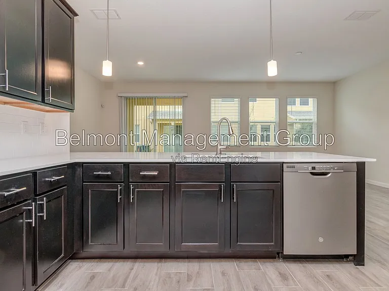 9311 Tecumseh Dr — Photo 4