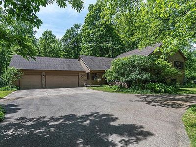 7105 Warren Rd, Ann Arbor, MI, 48105