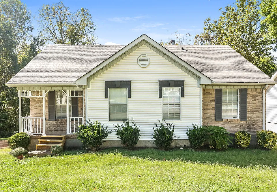 609 Cedarhill Ct