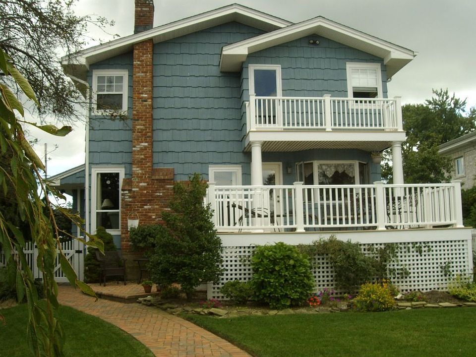111 Biltmore Blvd, Massapequa, NY 11758 Zillow