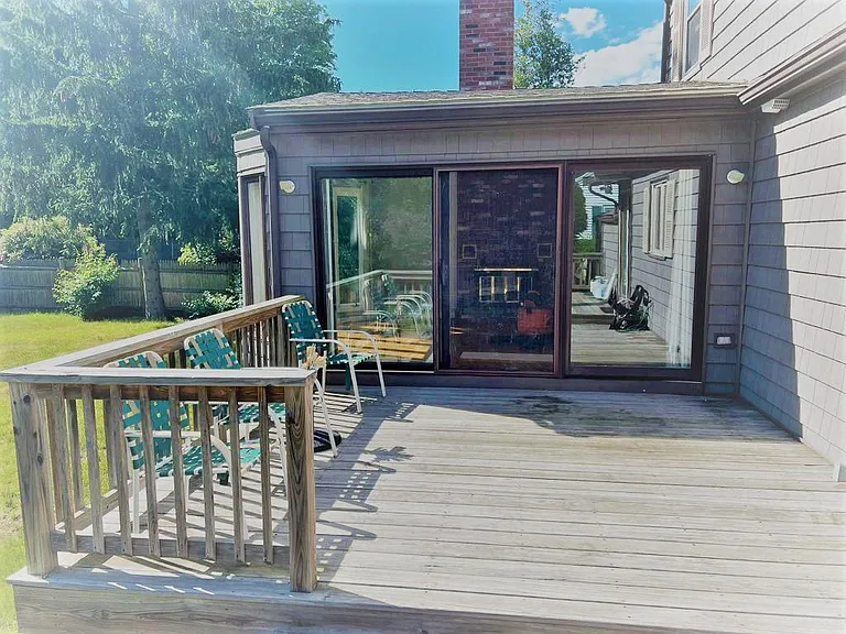 7 Lee Rd — Photo 4