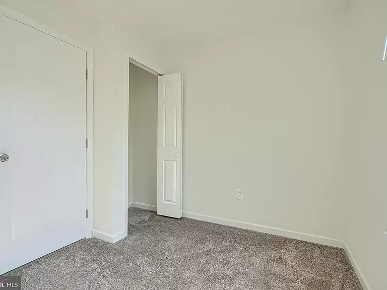 11212 Robins Glenn Dr — Photo 12