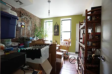 Rented by Rennit Inc.