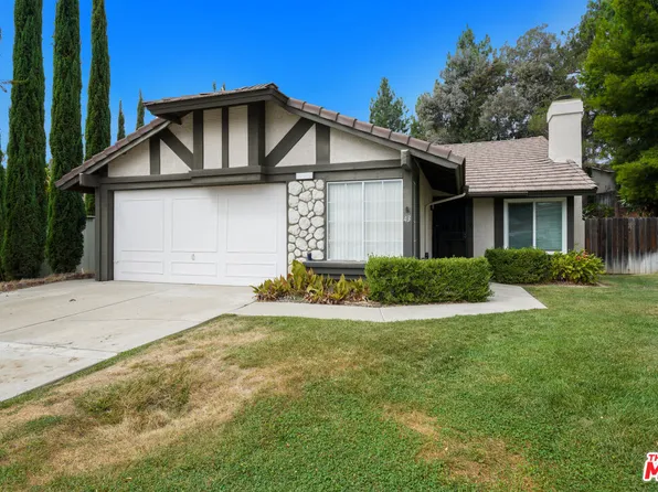 24443 Mooncrest Ct, Murrieta, CA 92562