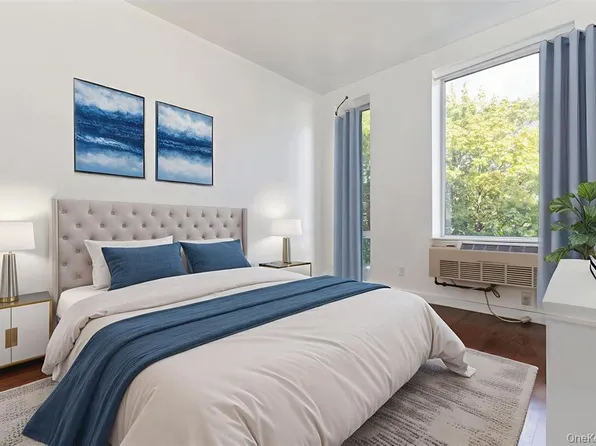 111 Monroe Street image 9 of 27