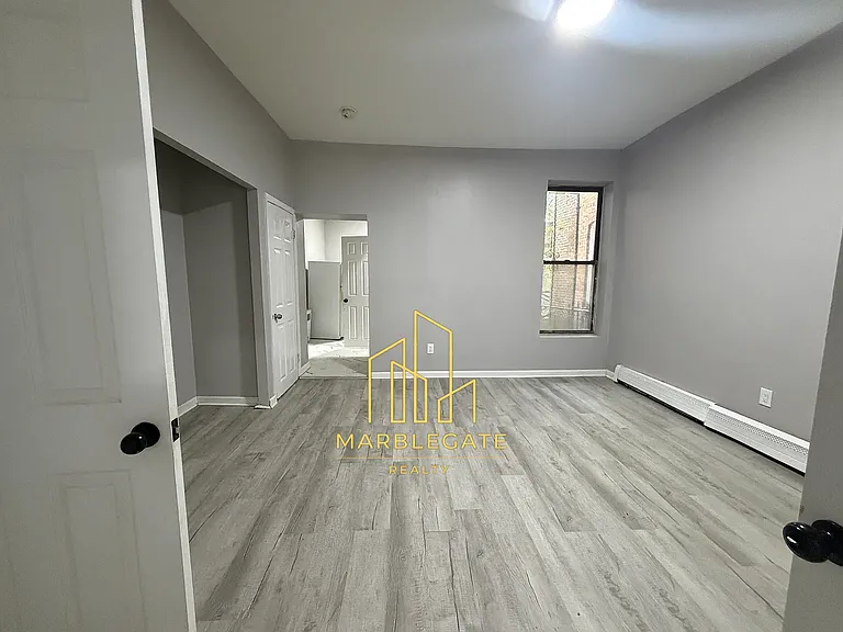 36 S 12th St #11 — Photo 9