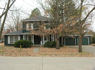 507 Walnut St, Riceville, IA 50466