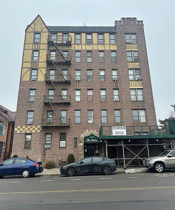 1st image of 155-17 Sanford Ave #6A
