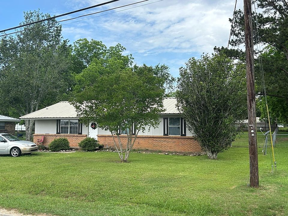 2nd image of 740 S State Highway 605