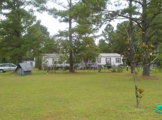 227 Brians Woods Rd, Maple Hill, NC 28454