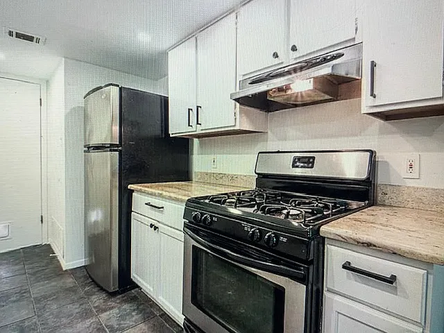 1401 Waterloo Trl — Photo 2