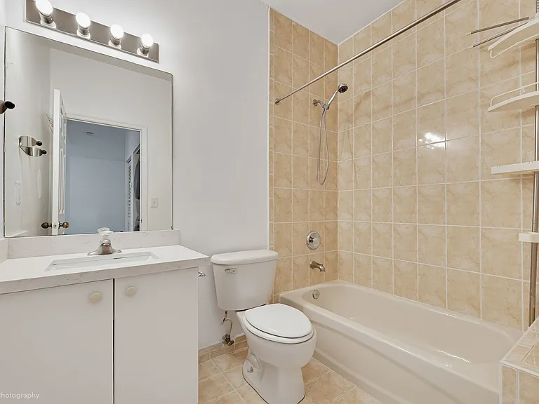2630 NE 3rd Dr #204 — Photo 7