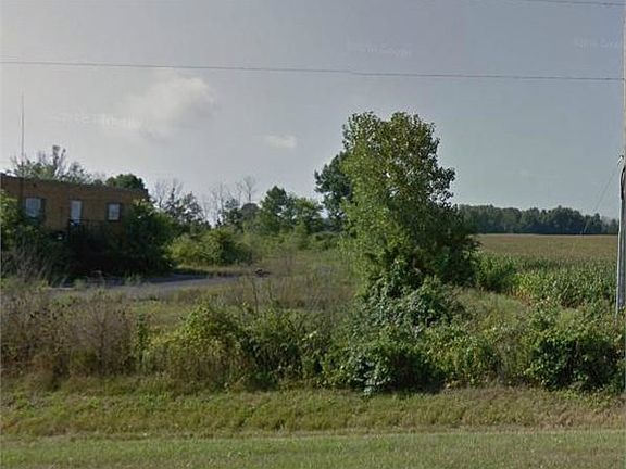 4th image of 1623 Lincoln Hwy