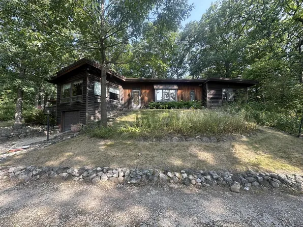 N31W22076 Green ROAD, Waukesha, WI 53186