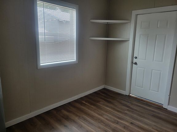 4th image of 1820 Grant St
