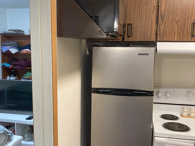 846 E Grand Ave #2 — Photo 6