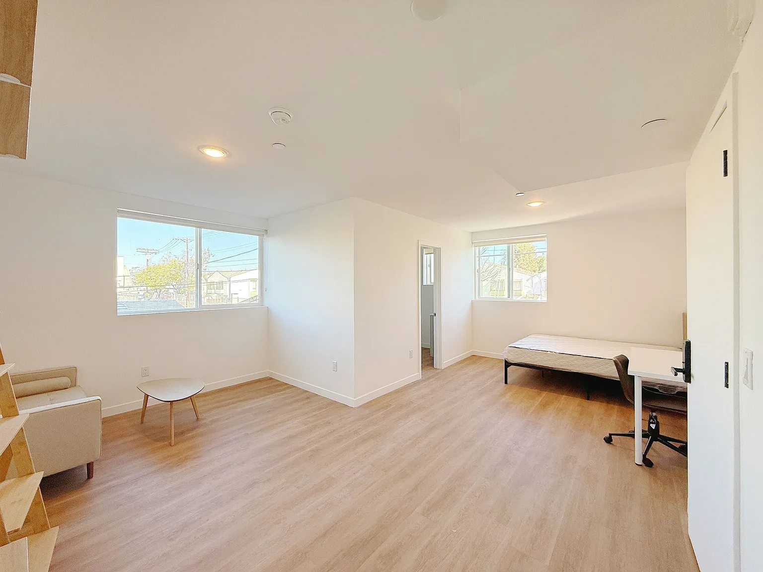 2642 Brighton Avenue — Photo 4