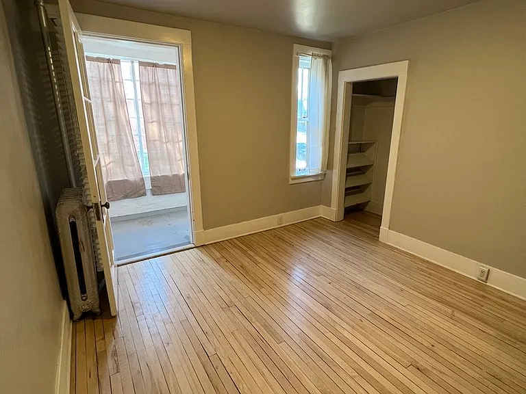 Blackmore Apartments — Photo 3