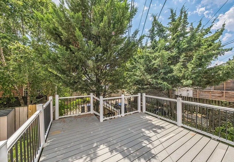 723 K St NE — Photo 21