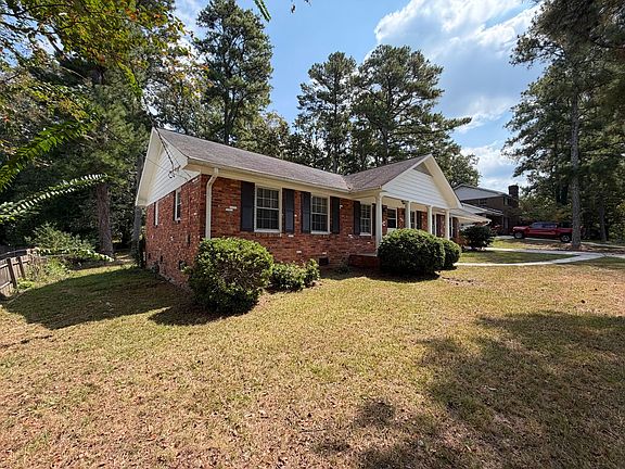 2nd image of 105 Coker Dr SW