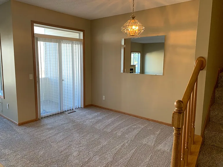 6824 Meadow Grass Ln S — Photo 8
