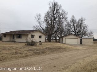 8603 SW 24th St, Halstead, KS 67056