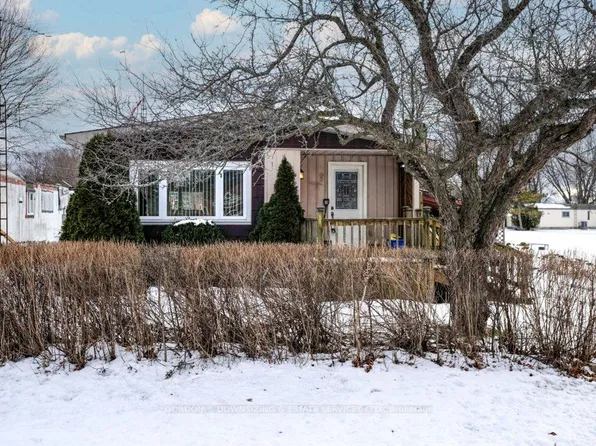 1231 County Road 11 Rd, Prince Edward County, ON K0K 2T0