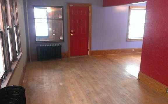 3rd image of 1800 44th Ave N