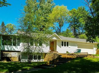 2231 Springside Dr, Saint Paul, MN 55119