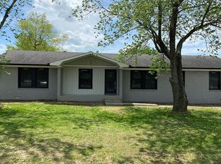 2092 Pinewood Ln, Madisonville, KY 42431