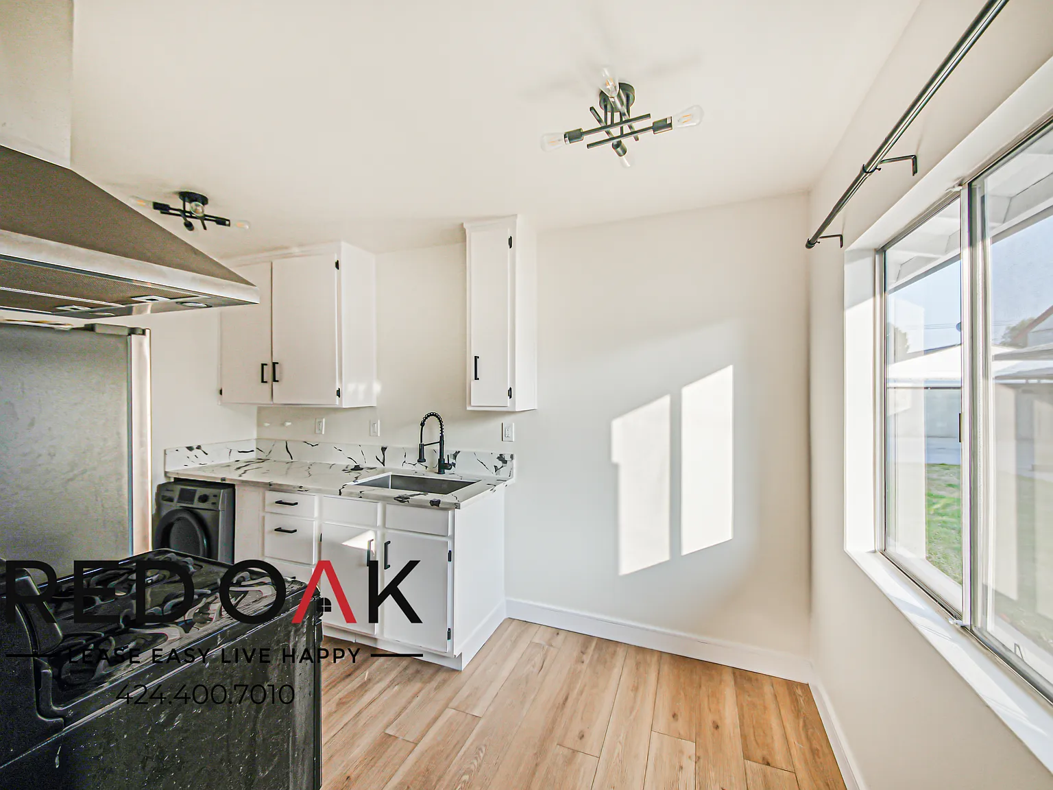 Bright One-Bedroom with Open Floor Plan and Included Parking ~ In the Heart of Rosemead! — Photo 4