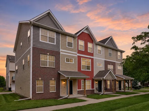 9120 Greenspire Dr Unit 106, West Des Moines, IA 50266