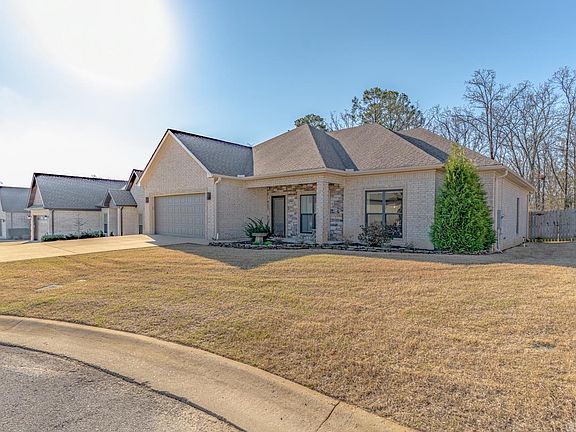 5th image of 1277 Sullivan Cir
