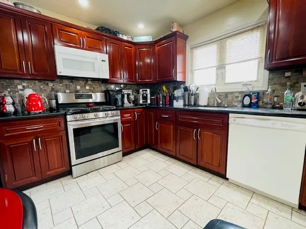 2715 Strickland Avenue image 12 of 42