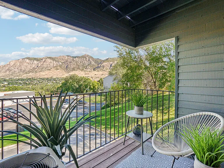 Cliffs at Canyon Ridge — Photo 53