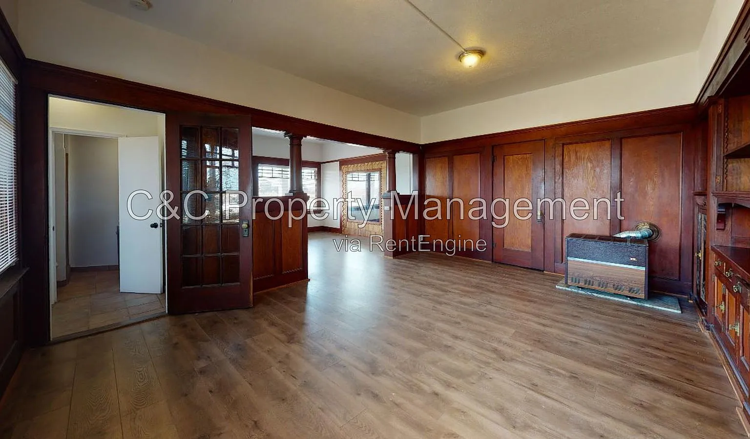 1200 W Market Cir — Photo 2