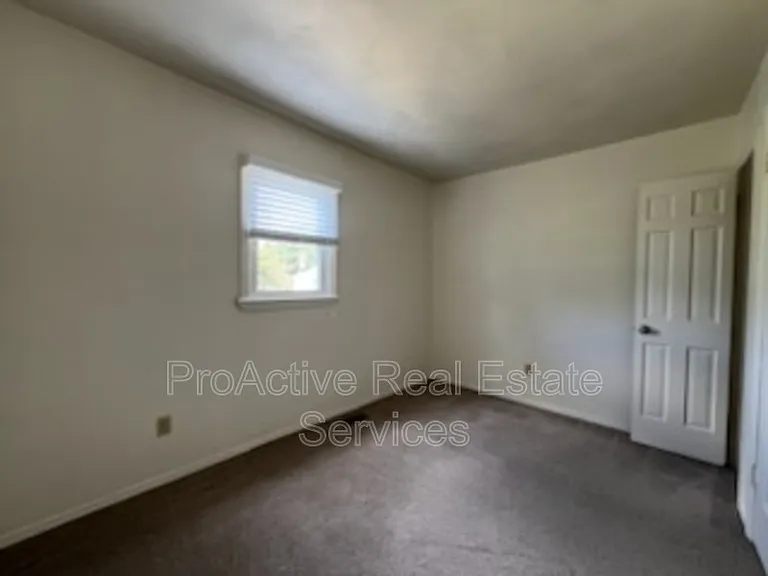 3021 Luxembourg St #A — Photo 13