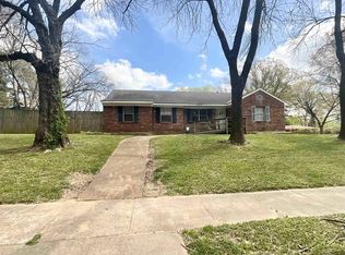 3370 Debby St, Memphis, TN 38127