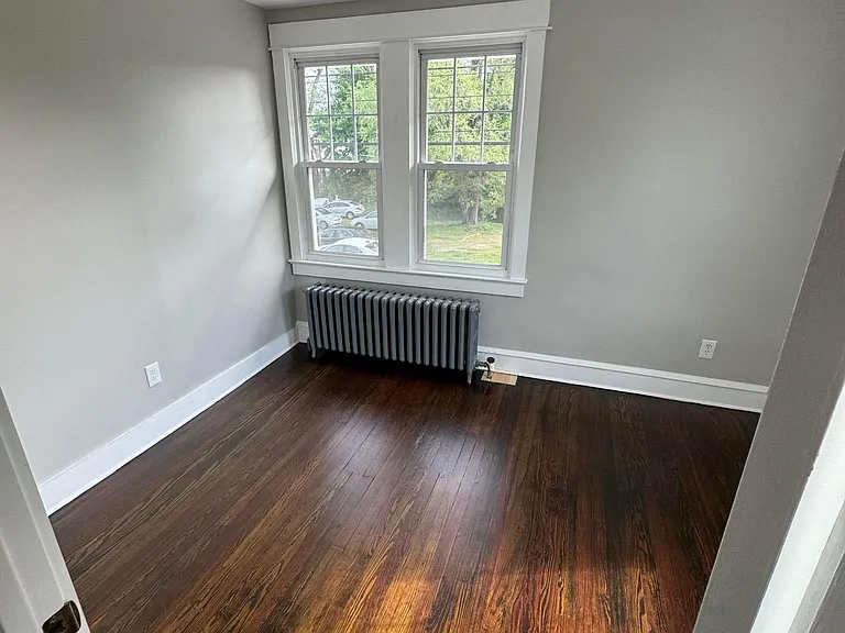 160 W Harmony St #1 — Photo 2