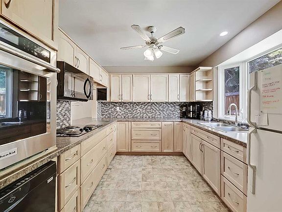 2nd image of 4315 E Charleswood Dr NW