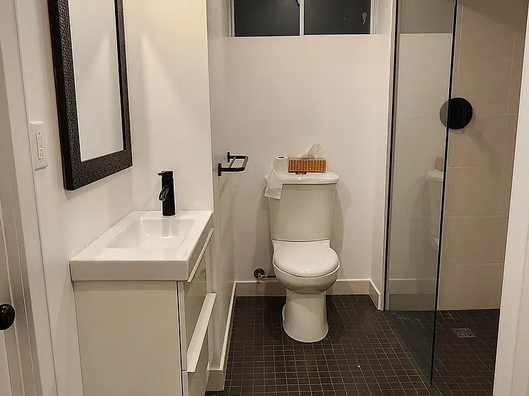 3 Shakespeare Dr — Photo 16