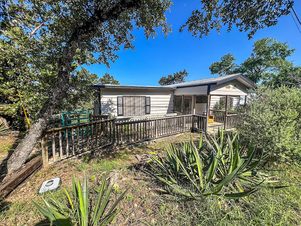 1st image of 1555 Arrowhead Dr