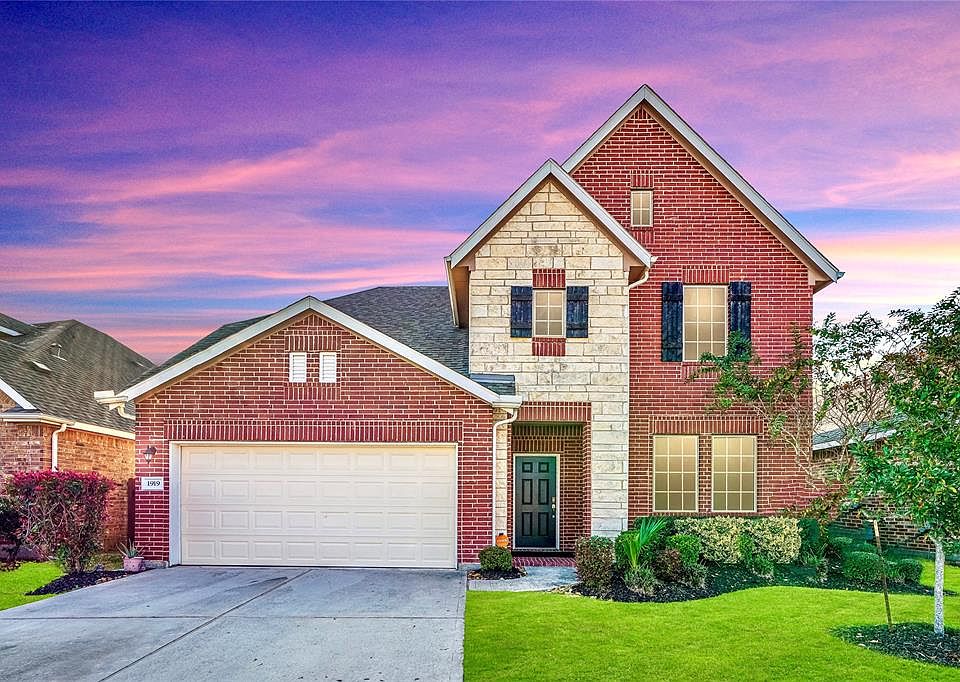 1st image of 1919 Nentwich Ln