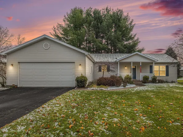 7808 Sunset Shores Dr #54, Stanwood, MI 49346