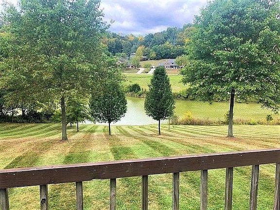 2nd image of 18553 Whispering Woods Dr