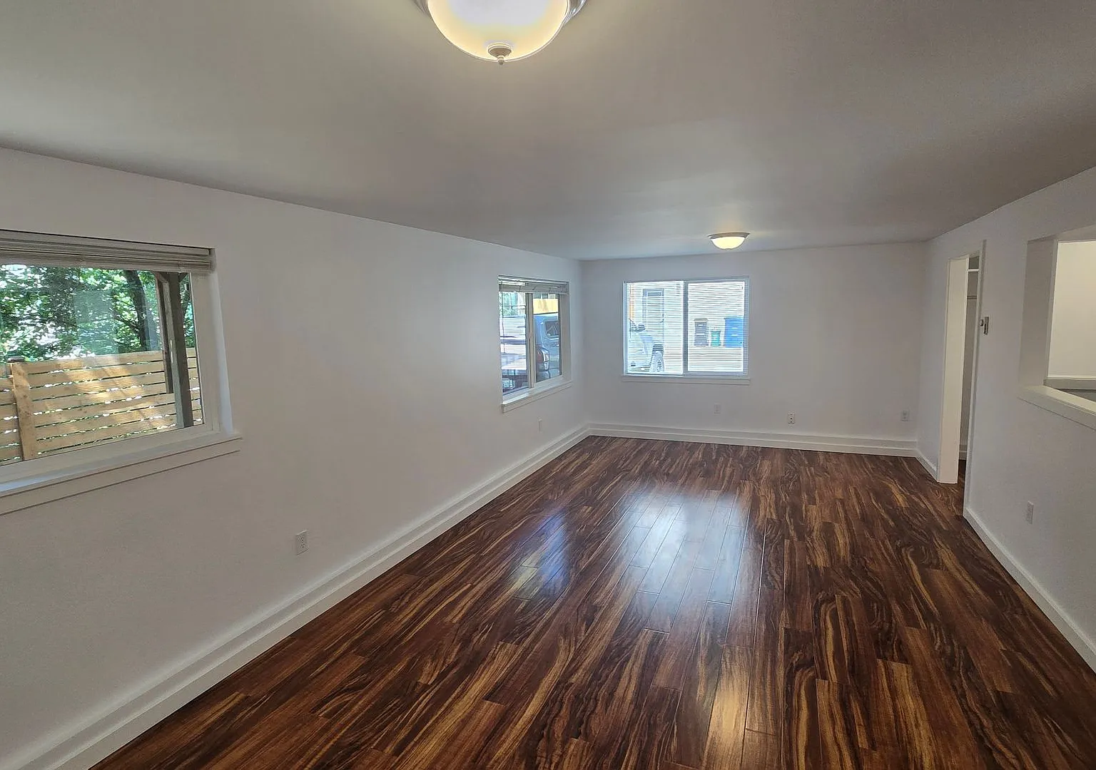 Ground-Level Studio With Bonus Room In Lake City — Photo 2