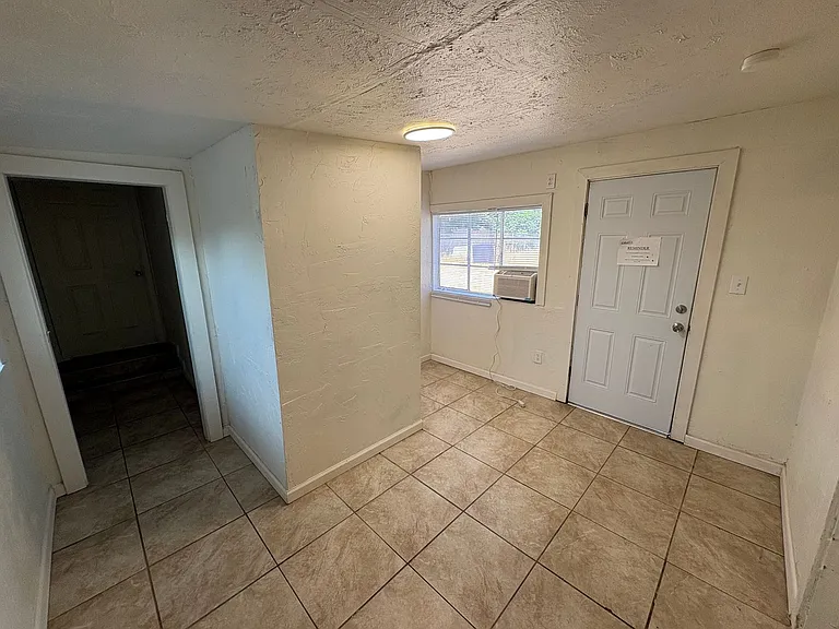 38745 1/2 Campbell Dr — Photo 8