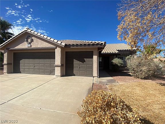 2nd image of 1122 Evening Canyon Ave