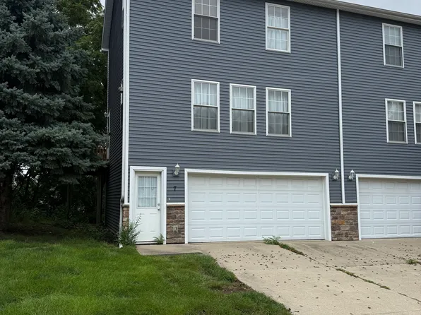 936 McKinley Ave Unit 7, Des Moines, IA 50315